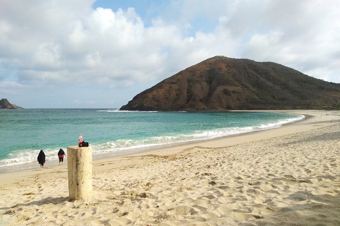 Full-Day Private Trip to South Lombok - Sukarara Village brings craft into the day