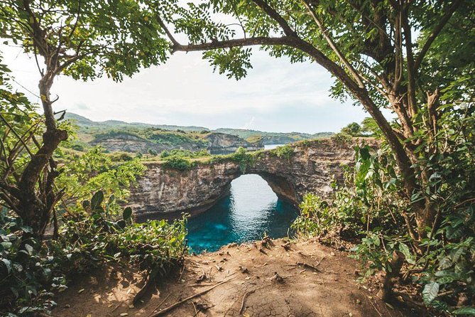 Full-Day Tour To Nusa Penida Bali - The guide and driver can shape the day