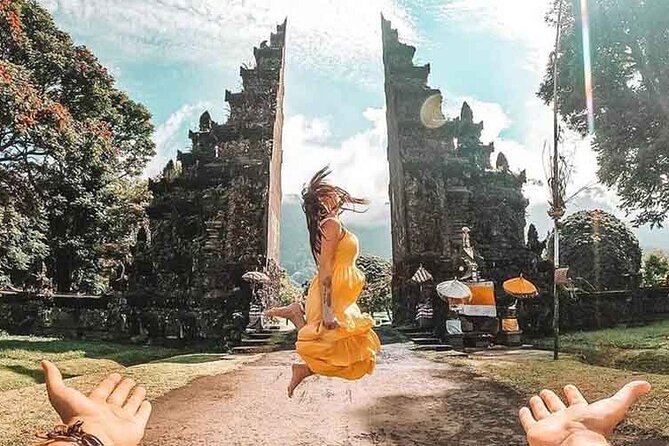 Full-Day Tour to Water Temples and UNESCO Rice Terraces in Bali - Tanah Lot at sunset