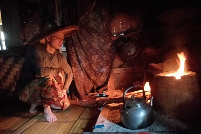 Fullday The Native of Baduy village with lunch & souvenir - Meeting the village chief in Cijengkol