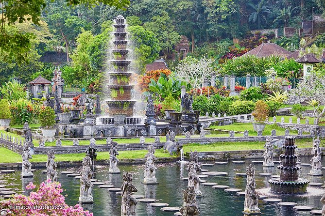 Gate Heaven of LEMPUYANG TEMPLE & East Bali Tours - Asah Hill and the blue sea below