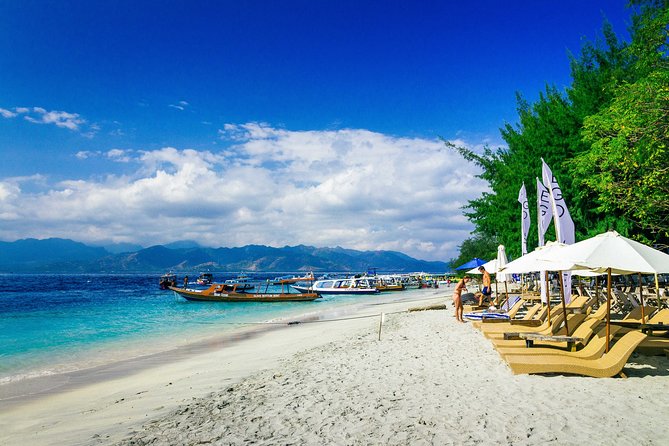 Gili Islands Private Tour: Gili Trawangan, Gili Meno & Gili Air – Full Day - The glass-bottom boat is more than a transport detail