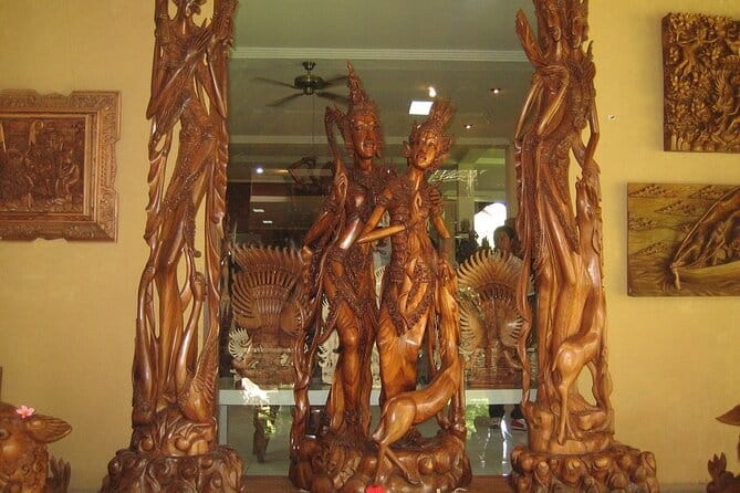 Half Day Bali Shopping Art Village Private Tour - What the private format is worth