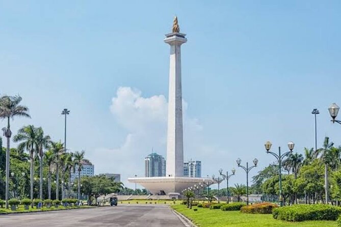 Half Day Jakarta Private Tour in two highlight place - What this Jakarta half-day tour is really designed to do