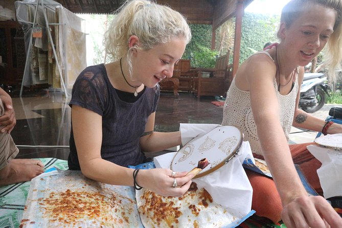 Half Day - Malang Batik Class - Learning the Canting, One Line at a Time