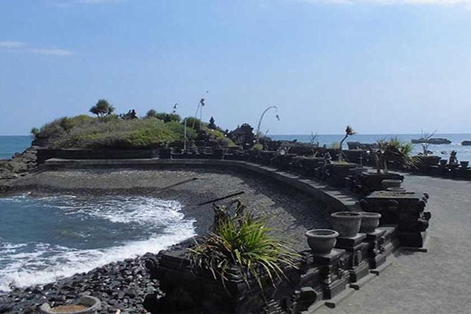 Half-Day Taman Ayun UNESCO and Tanah Lot Temple with private Car - Taman Ayun: canals, gardens, and the Mengwi royal temple