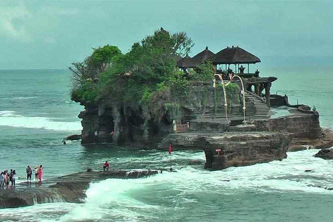 Half Day Tour: Tanah Lot Sunset & Taman Ayun Temple Included Entrance Ticket - Why this pairing works in one Bali afternoon