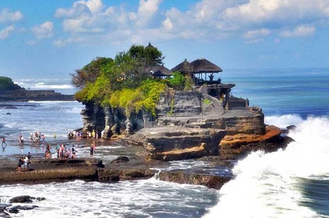 Half Day Tour: Tanah Lot Sunset & Taman Ayun Temple Included Entrance Ticket - Booking and timing advice for Kuta