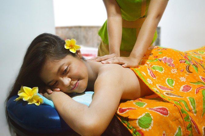 Half Day Tours: Bali 2 Hours MASSAGE & SPA - ROMANTIC SUNSET Dinner at JIMBARAN - From Seminyak to Jimbaran Bay