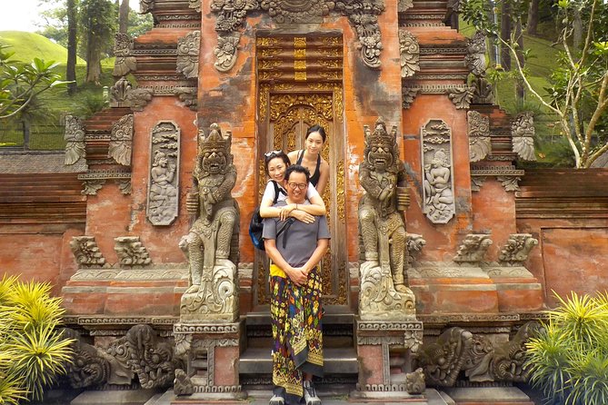 Half-Day Ubud Electric Cycling Tour to Tirta Empul Water Temple - What the electric bike can and cannot do