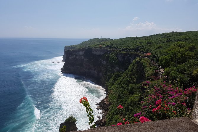 Half Day: Uluwatu Temple,KECAK FIRE DANCE Evening Tour & Jimbaran SEAFOOD Dinner - Uluwatu Temple on a 70-meter cliff