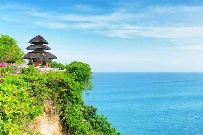 Halfday Tour:Uluwatu Temple,Kecak Dance and Dinner Jimbaran Beach with Transport - A private car makes the south Bali traffic easier