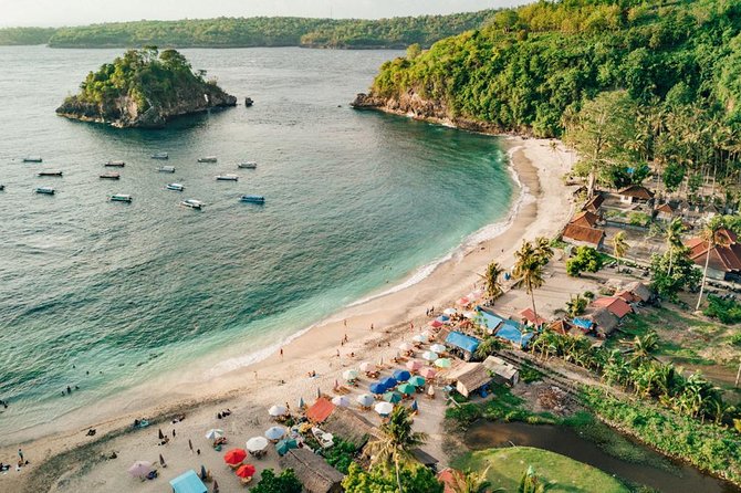 Have fun 1 day in Nusa Penida: snorkeling, kelingking & broken beach incl lunch - What the $87 price really covers
