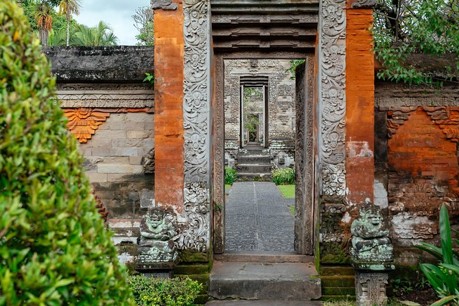Highlights & Hidden Gems of Bali: Private City Tour - Quiet courtyards at the Bali Museum