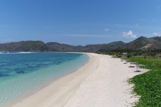 Instagramable Beach Hopping Trip - Sukarara Village brings a cultural start