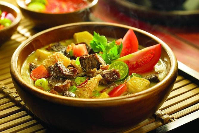 Jakarta City Tour: Shopping & Culinary Experience - Sarinah Thamrin: a modern finish with Indonesian design