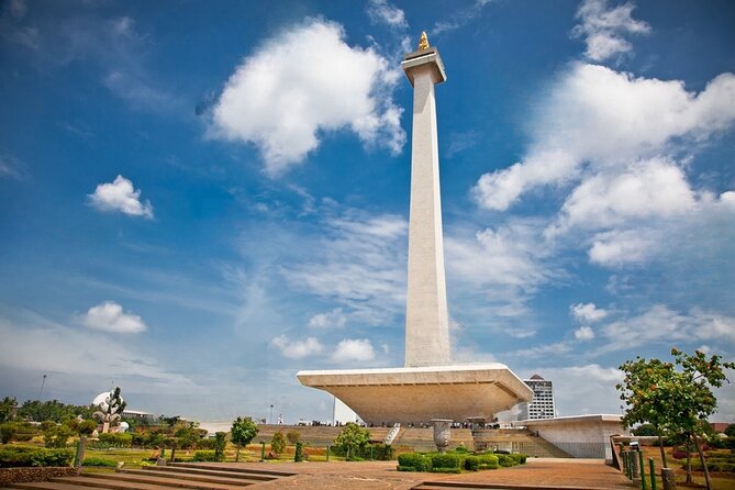 Jakarta Full-Day Highlights Tour with Transfer - Kota Intan Drawbridge and the port