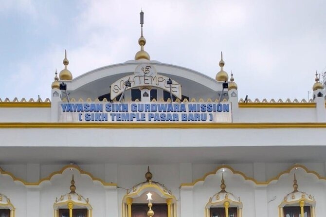 Jakarta Private Cultural Day Tour with Transport - Setu Babakan and the Betawi welcome