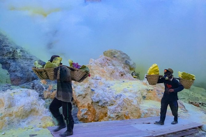 Kawah Ijen Blue Fire Tour - Share Package - The ride from Banyuwangi to Paltuding