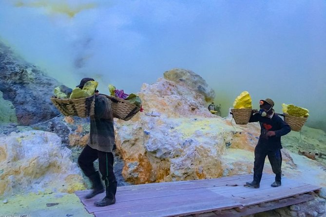 Kawah Ijen Midnight Tour (1 Day) - Why the blue flame is worth a midnight start