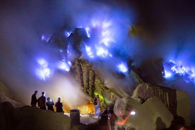 Kawah Ijen Midnight Tour (1 Day) - What the 12:30 am schedule looks like
