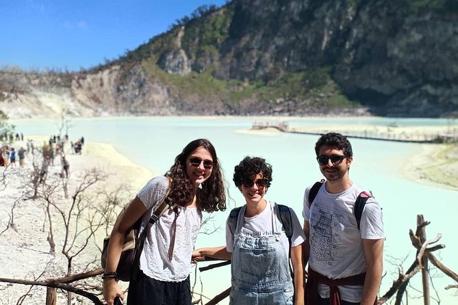 Kawah Putih tour - Day trip Ticket etc all including - What the Guide Adds to the Day