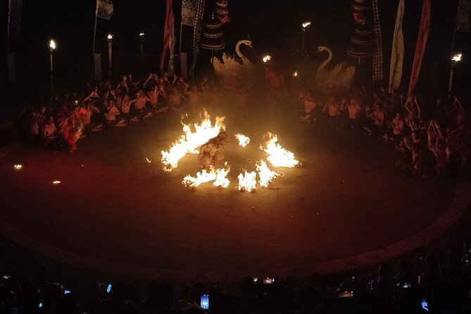 Kecak And Fire Dance At Melasti Beach With Jimbaran Dinner - The three-hour Jimbaran Bay dinner
