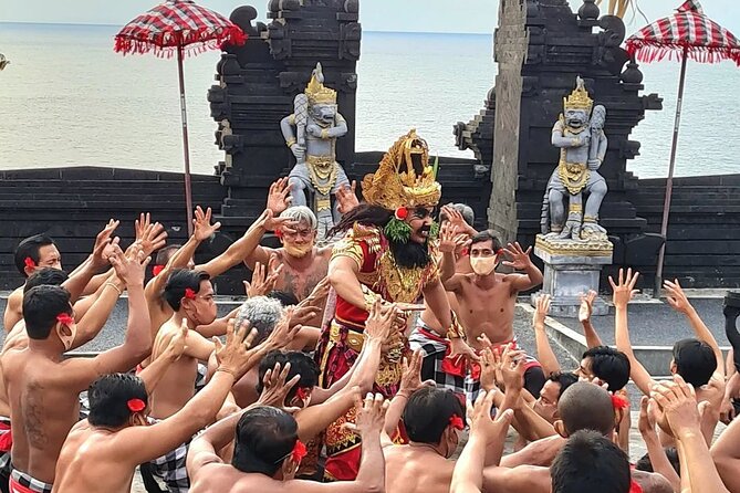 Kecak and Fire Dance Ticket at Uluwatu Temple - Arriving at the parking area and ticket point