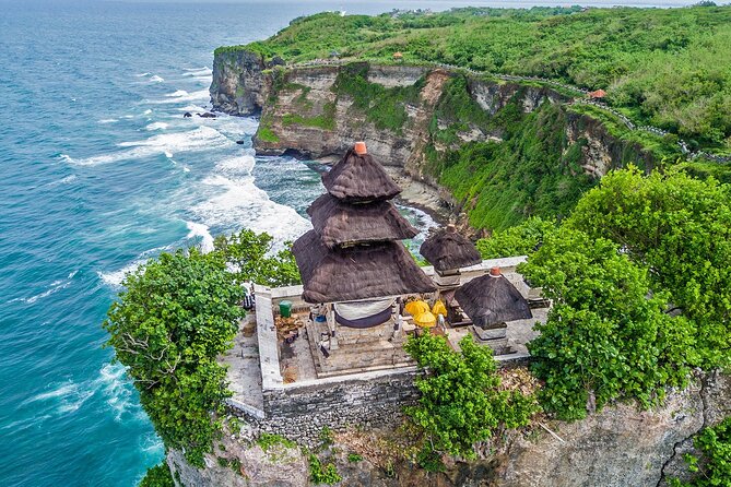 Kecak Fire Dance and Sunset at Uluwatu Temple All Inclusive - Why the fire dance is the main event