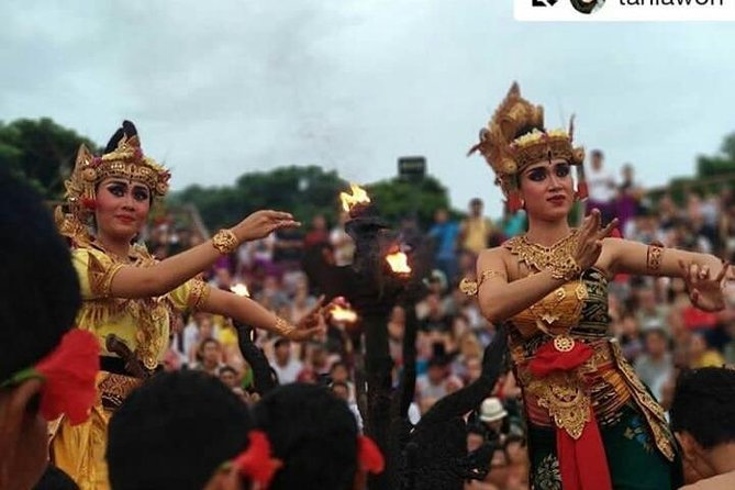 Kecak fire dance and uluwatu temple tour - free wifi - Who will get the most from this six-hour outing