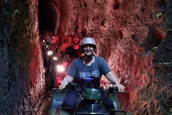 KUBER ATV UBUD - Tunnel Waterfall Rice field Jungle w Private Car - The 1.5-hour ride through fields, forest, and water