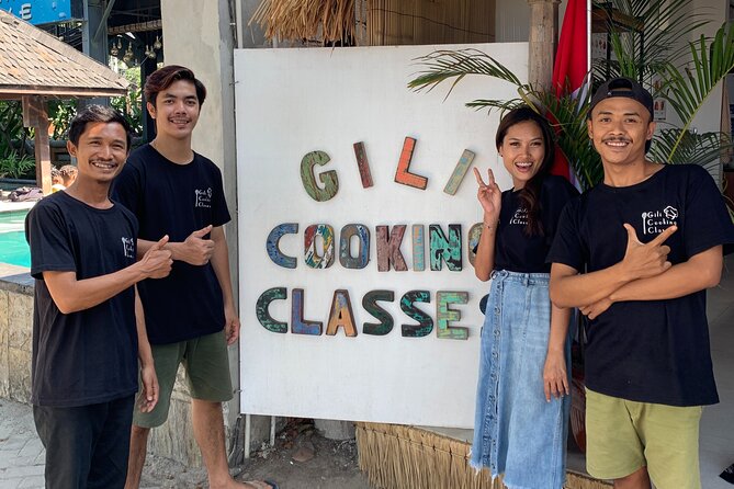 Learn to cook Indonesian food at Gili Cooking Classes Trawangan - Fried tempe and the peanut sauce