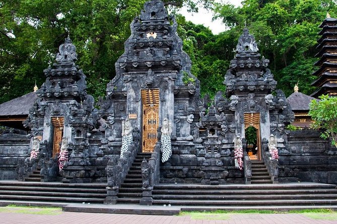 Lempuyang Temple - East Full Day Tour - Tirta Gangga’s pools, fountains, and stone figures