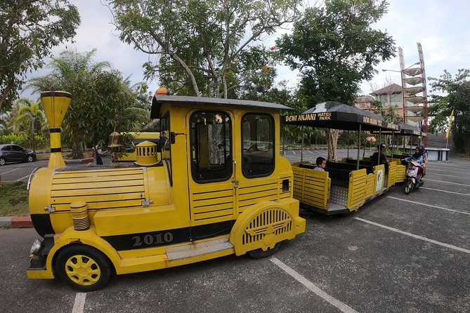 Lombok City Tour combination With Temple Tour - Ampenan old town brings the past down to street level