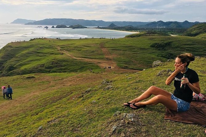 Lombok Day Trip : South Beach & Culture - Tanjung Aan Beach and the Princess Mandalika story