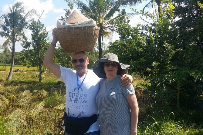 Lombok Private Sasak Tour (Culture & Beaches) - Lunch is more than a quick roadside bite