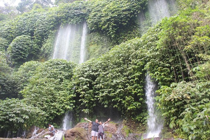 Lombok Private Tour Waterfall And Traditional Village Including Beach - The short walk to Benang Kelambu