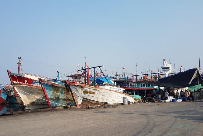 Look at Jakarta Local Experience Tour With Boating - Kota Tua, where Dutch Jakarta becomes visible