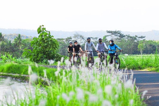 Menoreh Village Cycling - Sampling tempe benguk, fried tofu, and jamu