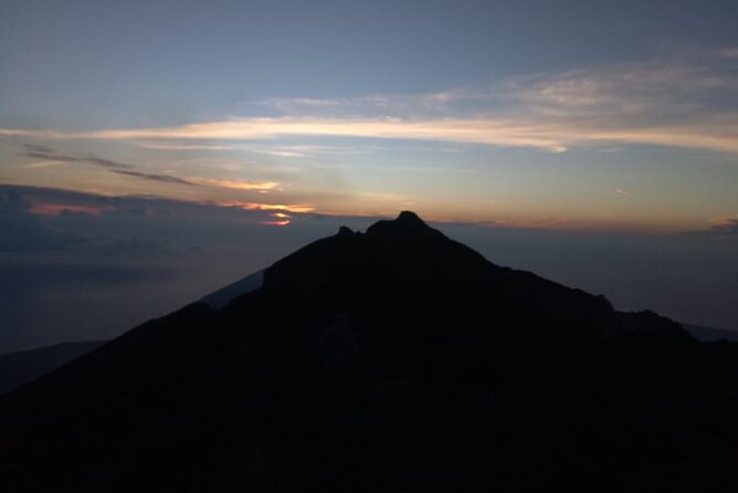 Mount Agung Sunrise Trekking Private Tours - Sunrise, breakfast, and the reward at the top