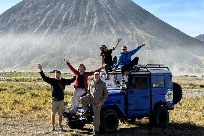 Mount Bromo Sunrise Private Trip - Switching to the 4WD Jeep near Bromo