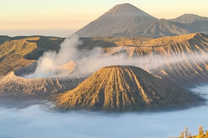 Mount Bromo Sunrise Shared Guided Tour from Surabaya - A midnight start from Surabaya