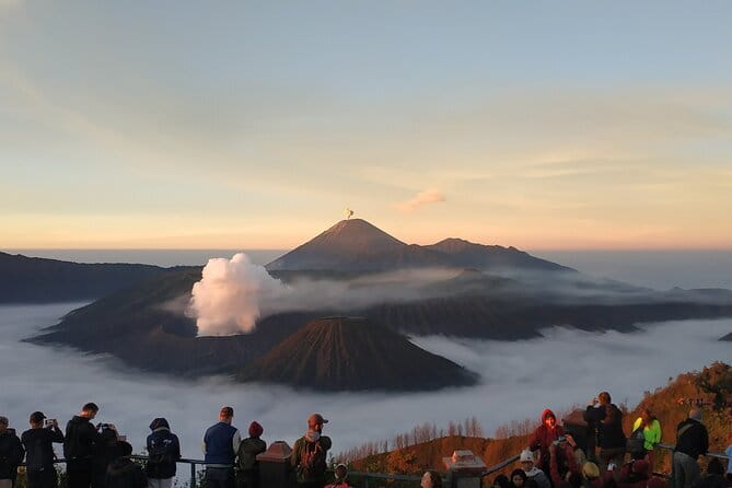 Mount Bromo Sunset Private Tour From Malang or Surabaya 1 Day - What the guides and drivers add
