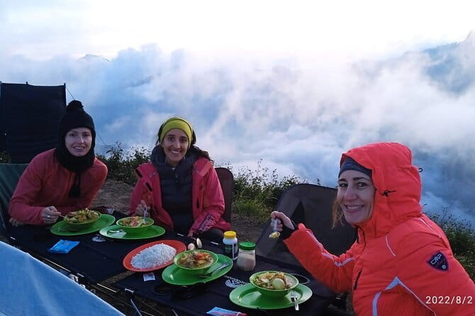Mount Rinjani 2D 1N trekking to summit - The 2:00 AM climb to Mount Rinjani’s summit