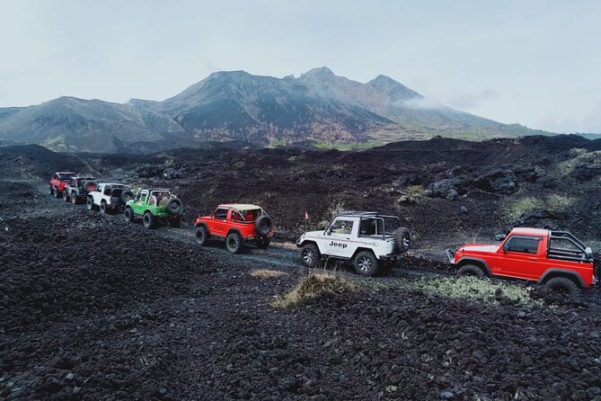 Mt Batur Sunrise 4WD Jeep Tours - Breakfast after the cold morning