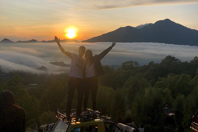 Mt Batur Sunrise Jeep With Breakfast - All Inclusive - Walking from the crater toward Toya Bungkah
