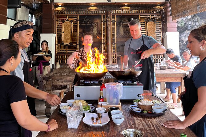 Mufu Rendang Cooking Class Kuta - Preparing rendang, ayam betutu, and sate lilit