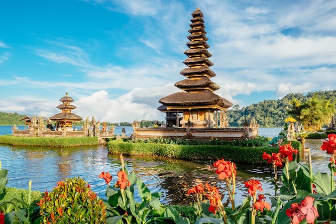 North Bali: Sekumpul Waterfalls and Ulun Danu Temple Tour - Taman Ayun brings a quieter temple finish