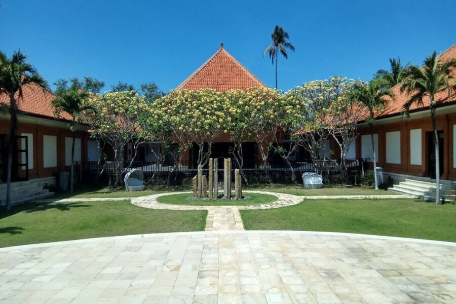Nusa Dua: Museum Pasifika Admission Ticket with Audio Guide - Beginning with Indonesian masters