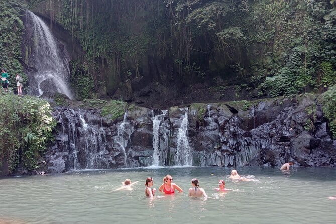 Nusa Penida 2Day 1Night With Accomodation - What the $77.84 price covers